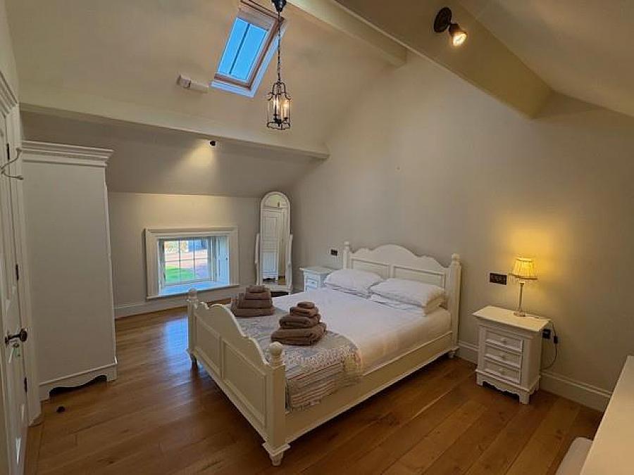 Apartment 1 Florida Road