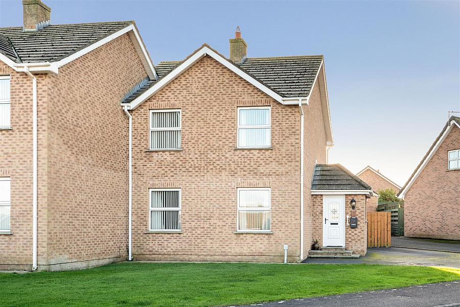 2 Castle Meadows Park