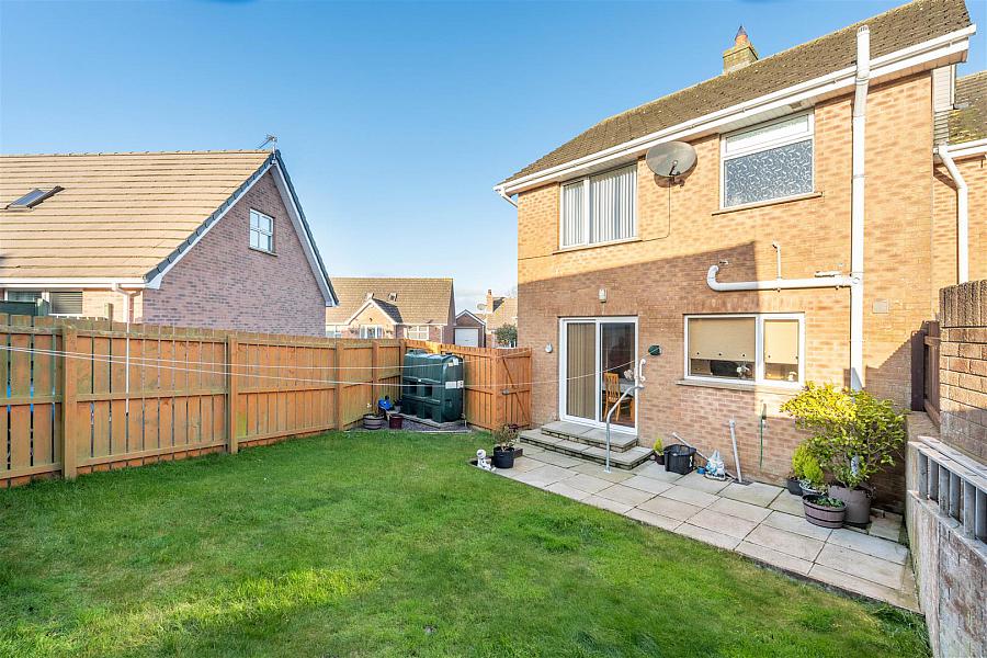 2 Castle Meadows Park