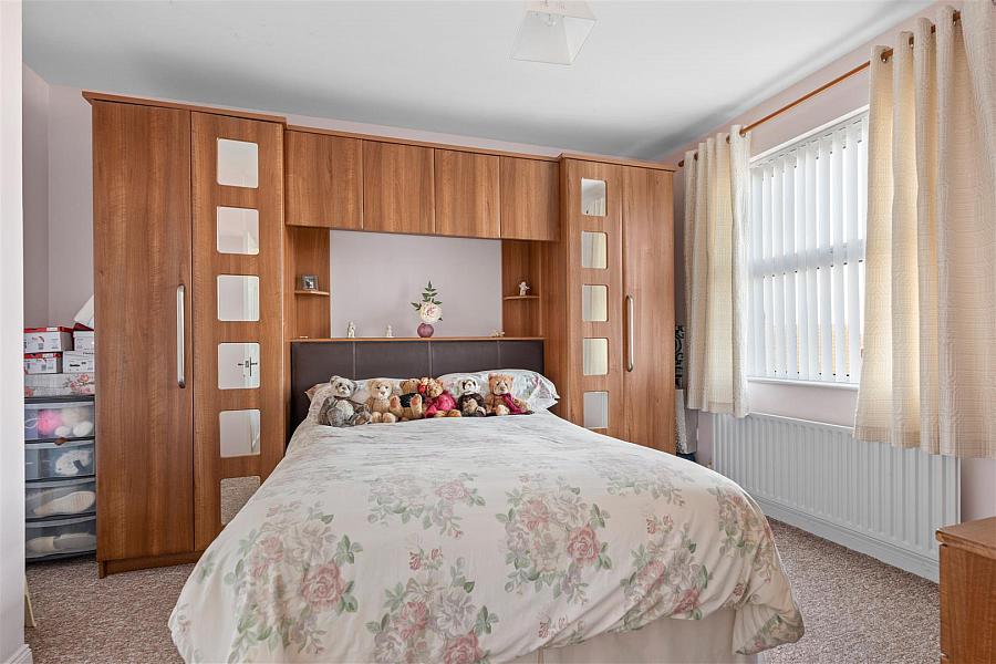 2 Castle Meadows Park