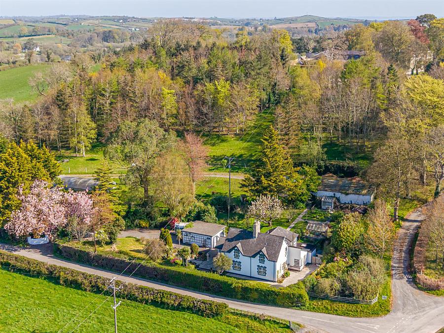 Foxglove Cottage, 1 Tullyveery Road