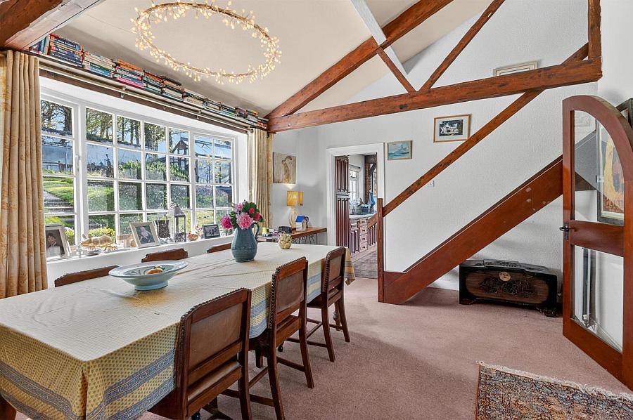 Foxglove Cottage, 1 Tullyveery Road