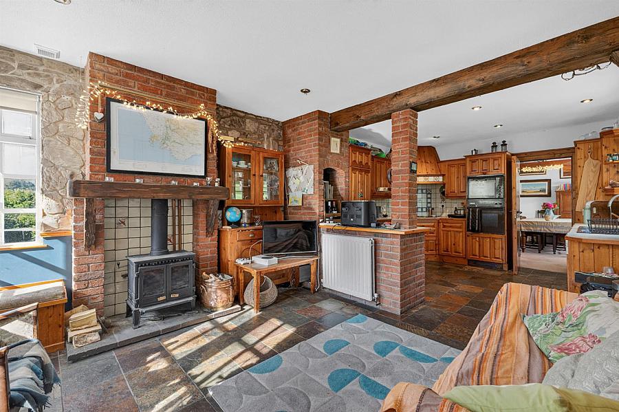 Foxglove Cottage, 1 Tullyveery Road