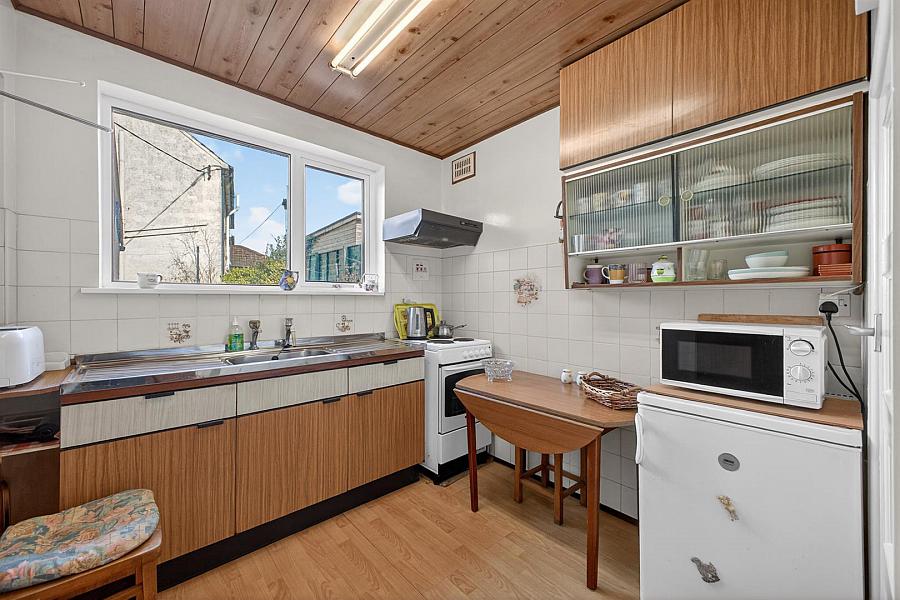 9 Coronation Crescent