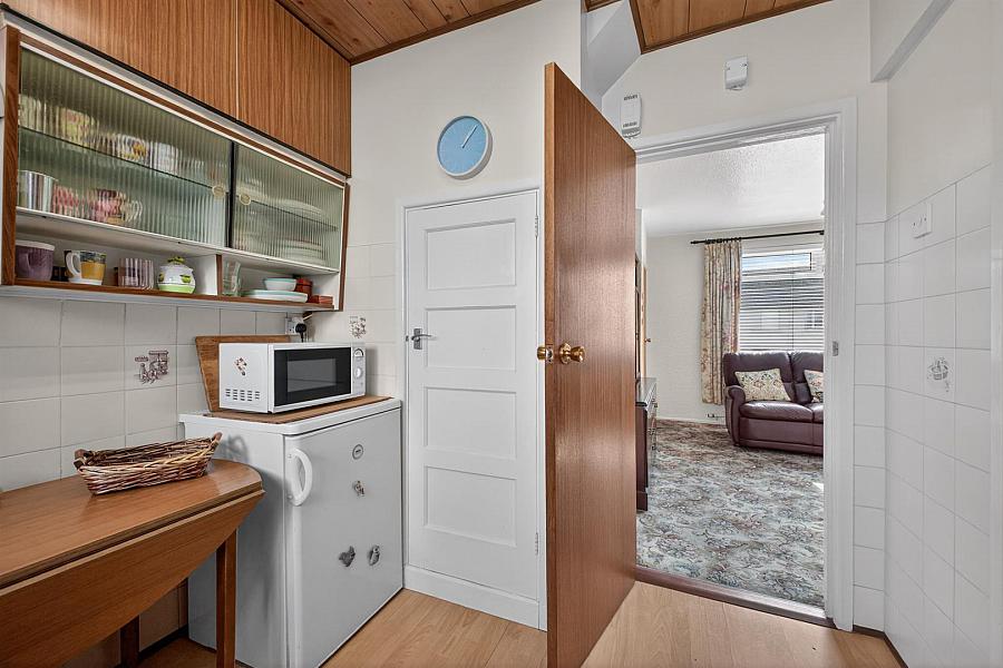 9 Coronation Crescent