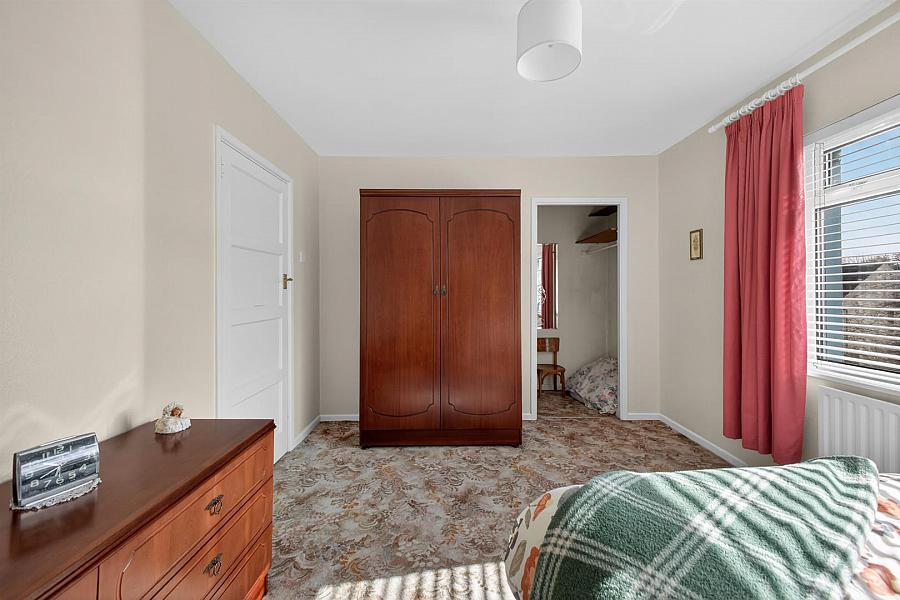 9 Coronation Crescent