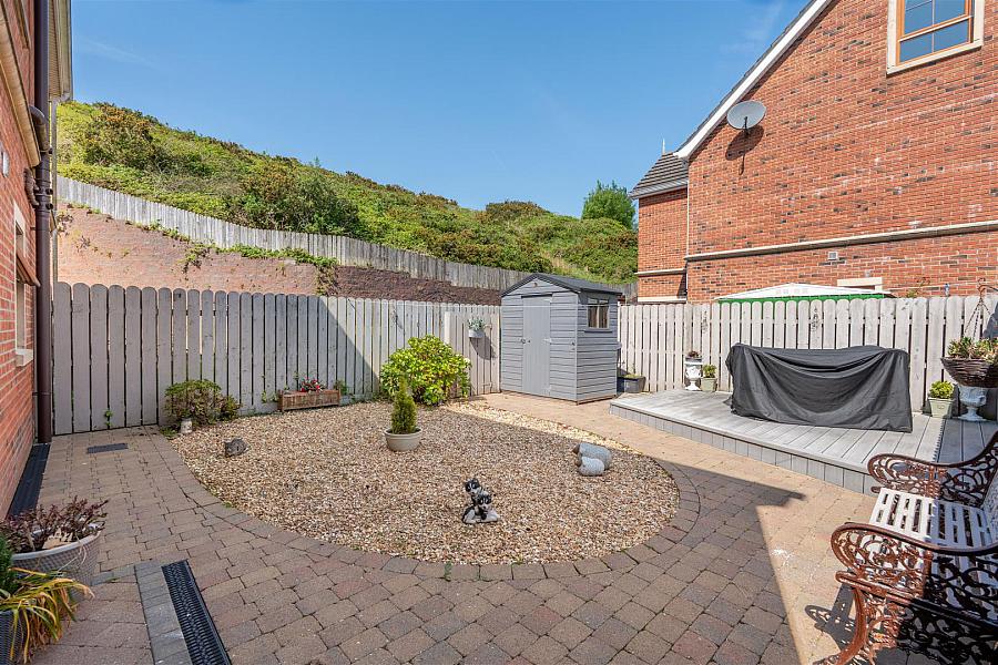 5 Forge Hill Close