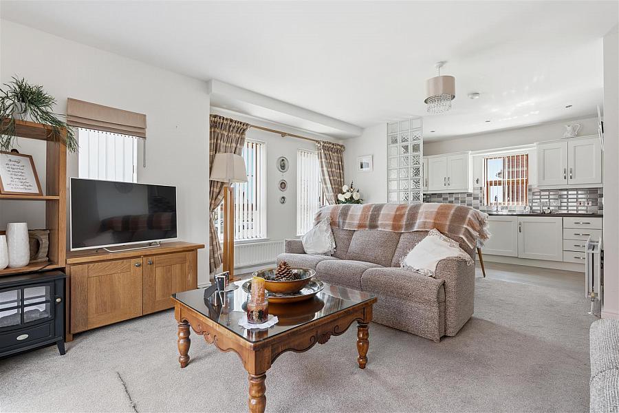 5 Forge Hill Close