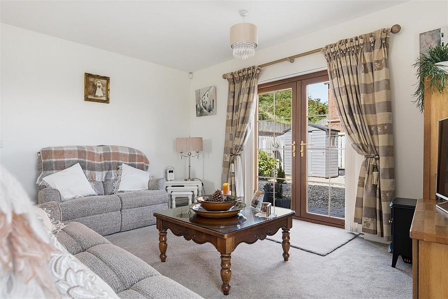 5 Forge Hill Close