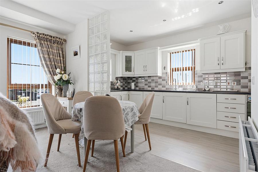 5 Forge Hill Close