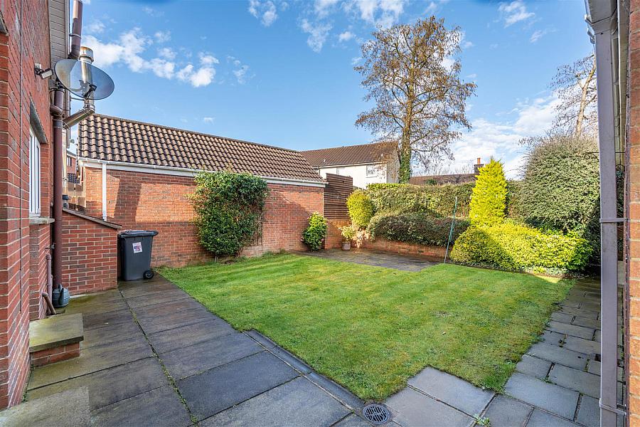 3 Shrewsbury Heights