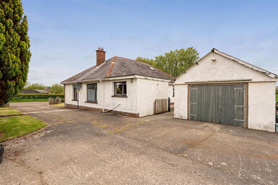 14 Longlands Road