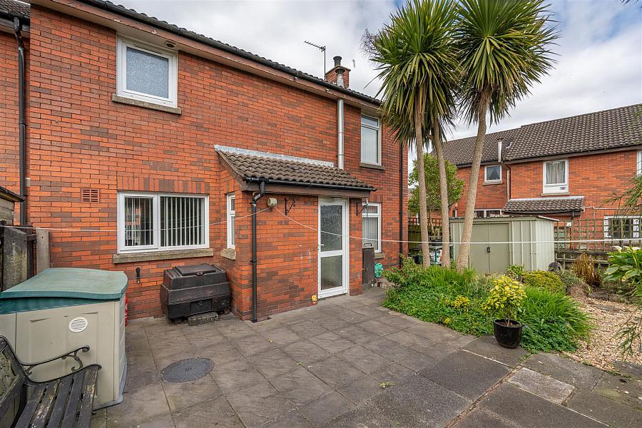 7 Darragh Gardens