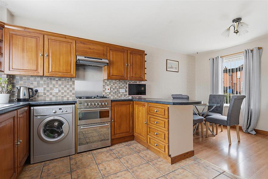 7 Darragh Gardens