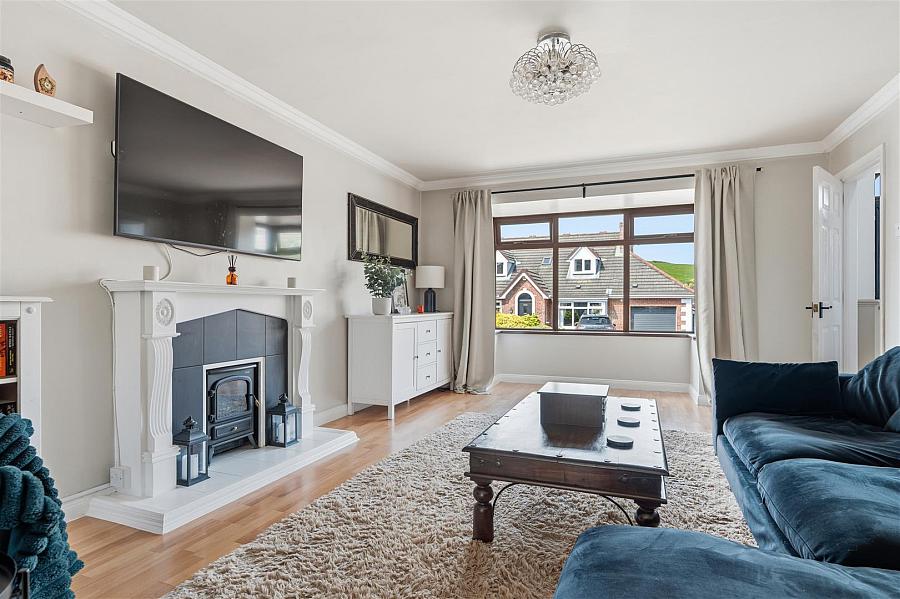 27 Castlehill