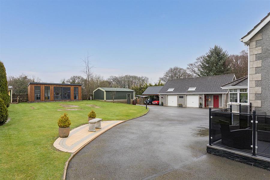 19 Peggs Wood Lane