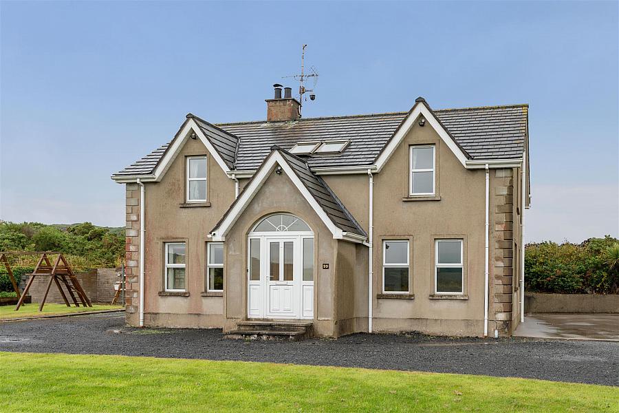 99 Demesne Road