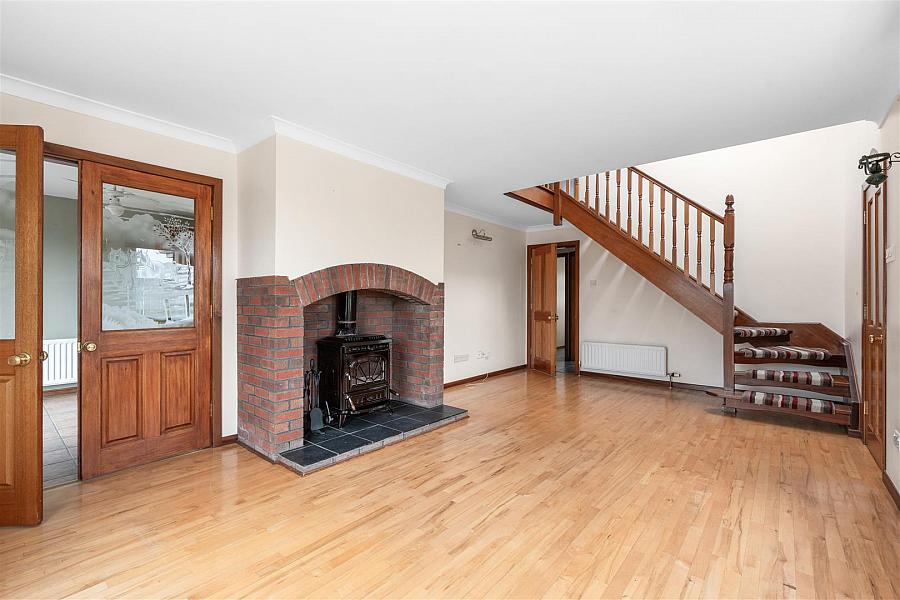 99 Demesne Road