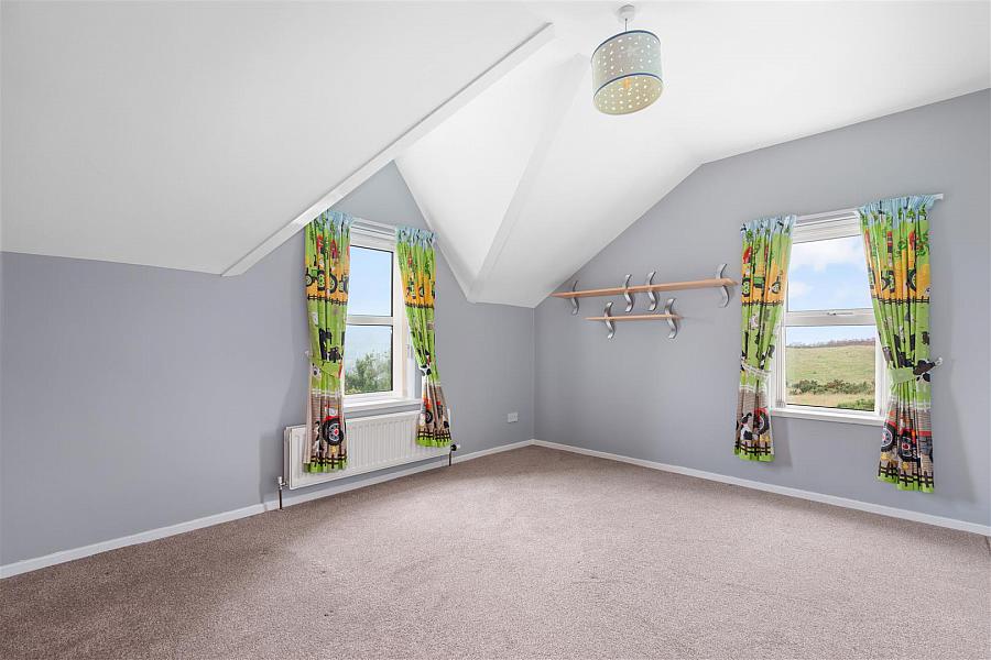99 Demesne Road