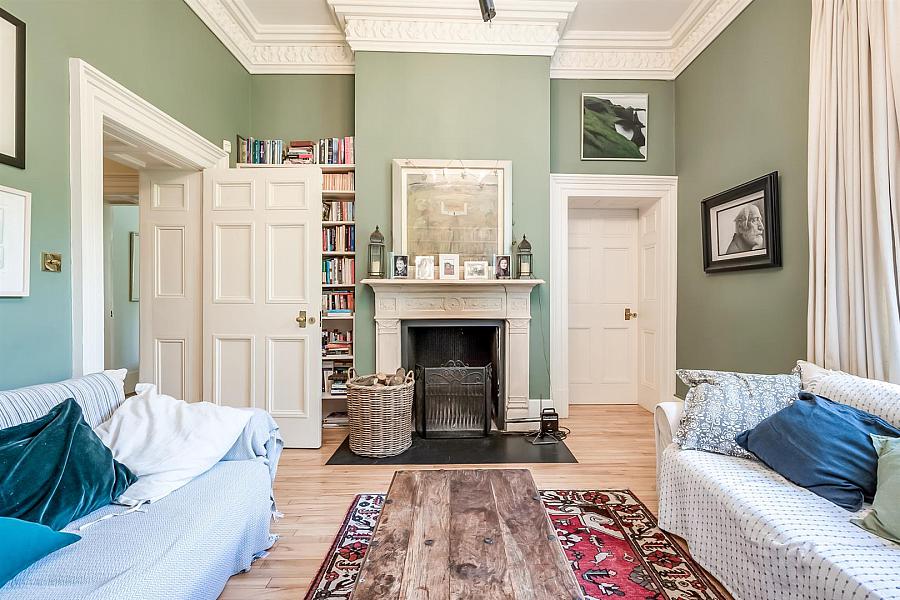 Highlands, 37 Farranfad Road