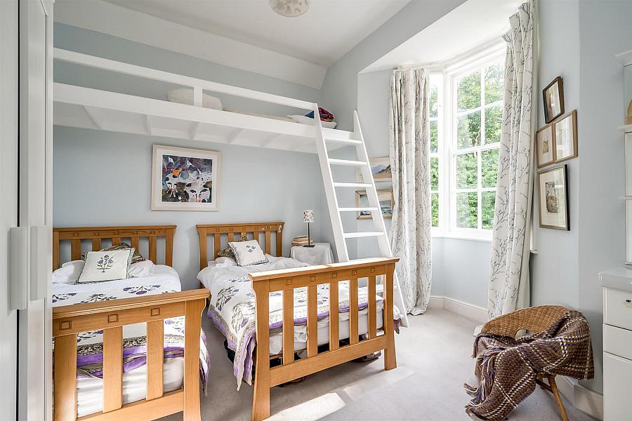 Highlands, 37 Farranfad Road
