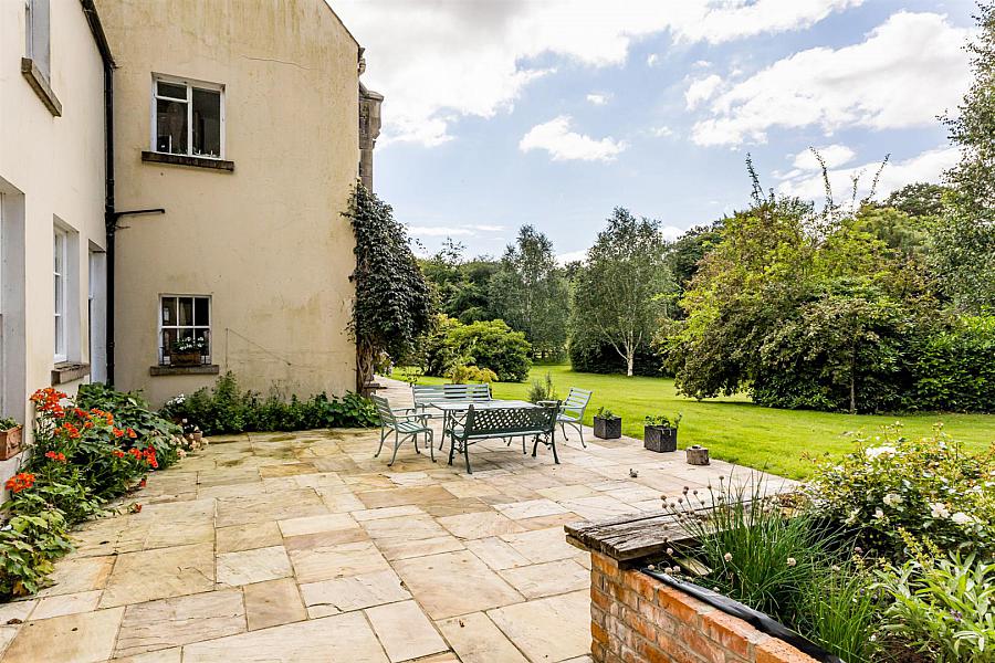 Highlands, 37 Farranfad Road