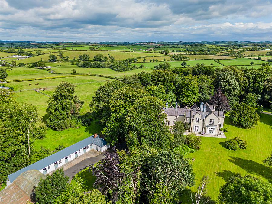 Highlands, 37 Farranfad Road