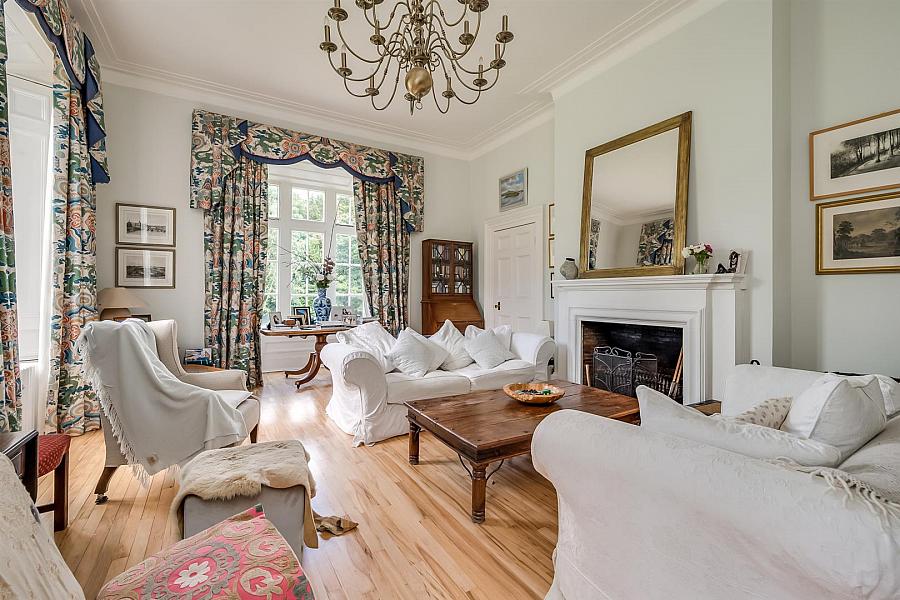 Highlands, 37 Farranfad Road