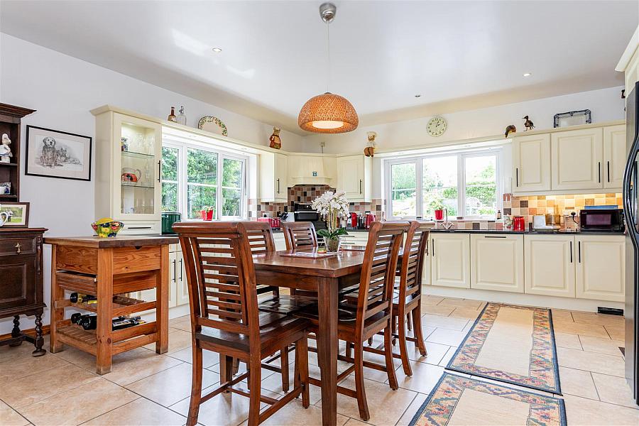 Fernbrook, 19 Ballintogher Road