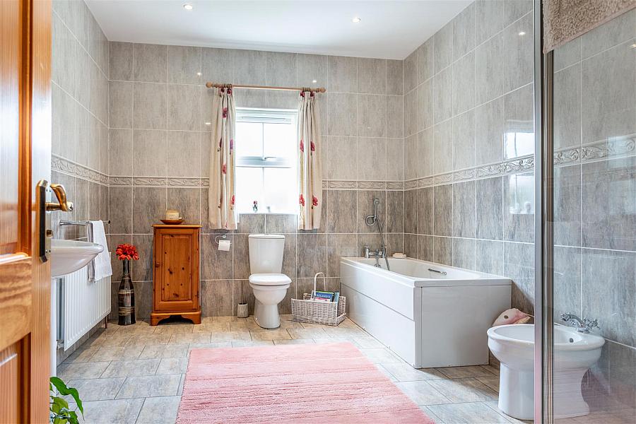 Fernbrook, 19 Ballintogher Road