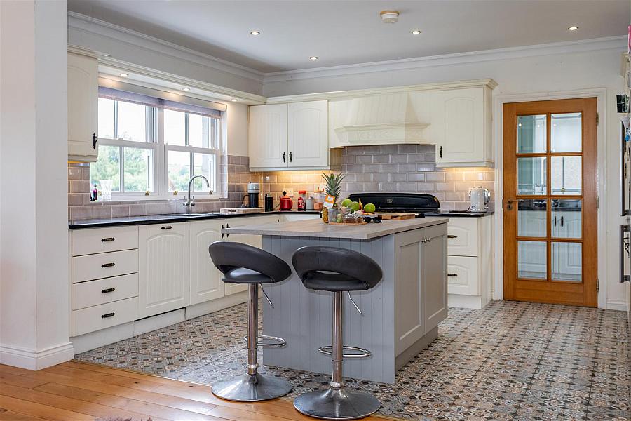 5a Killyleagh Road