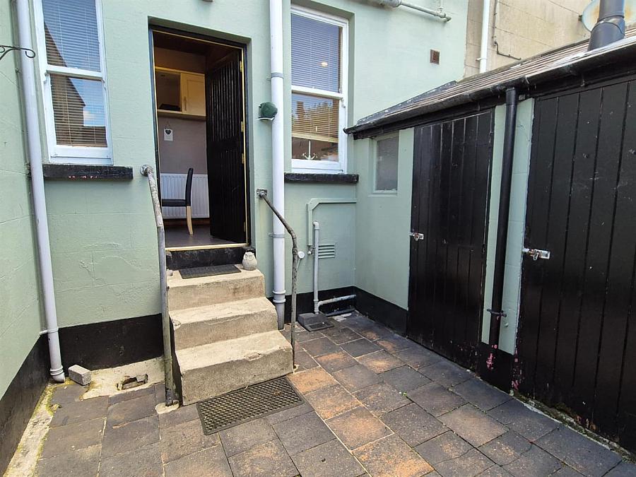 58 Brownlow Street