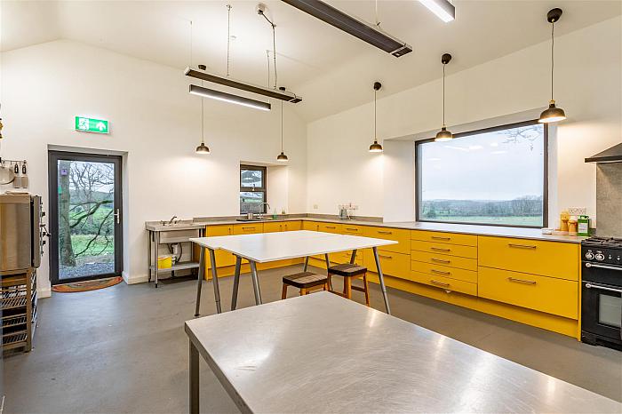 Commercial Kitchen, 121 Middle Road