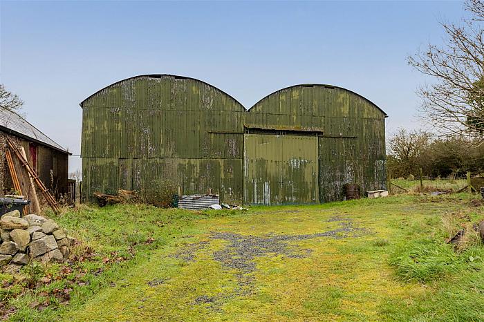 Spacious Storage Facilities At Laurelbank Road