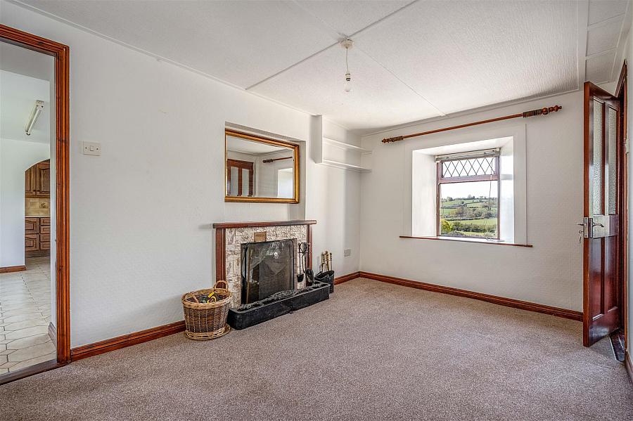 28 Ballymacarn Road