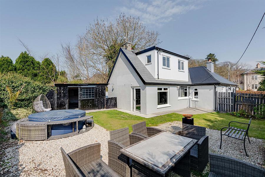 23 Downpatrick Road