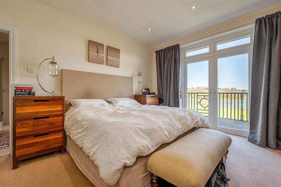 Simmy Bay, 21 Ringdufferin Road
