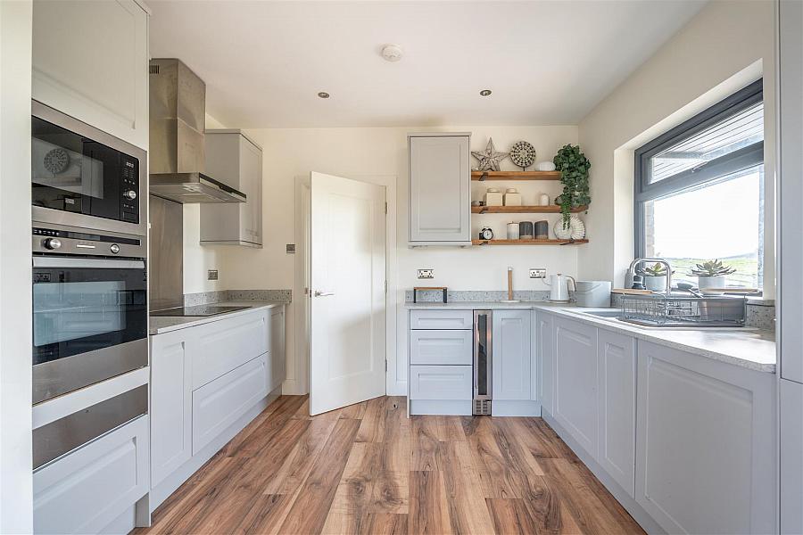 Simmy Bay, 21 Ringdufferin Road