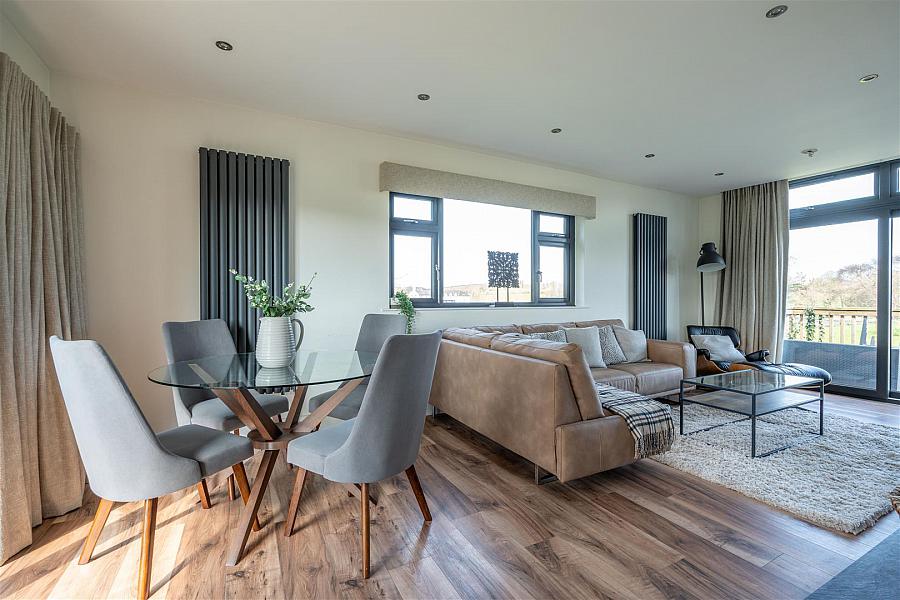 Simmy Bay, 21 Ringdufferin Road