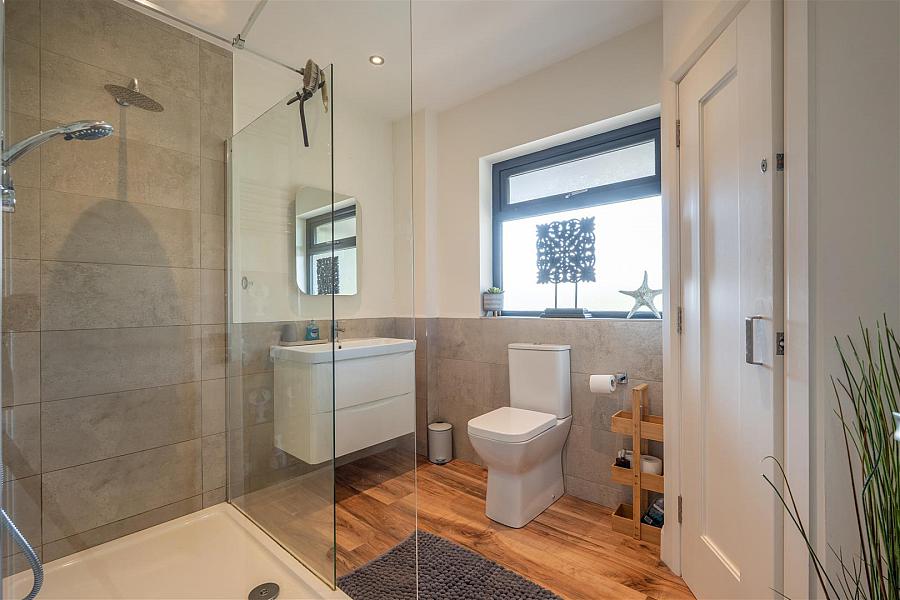 Simmy Bay, 21 Ringdufferin Road