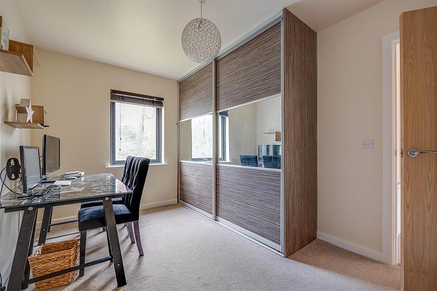 Apt 3 2-6 Birch Lane