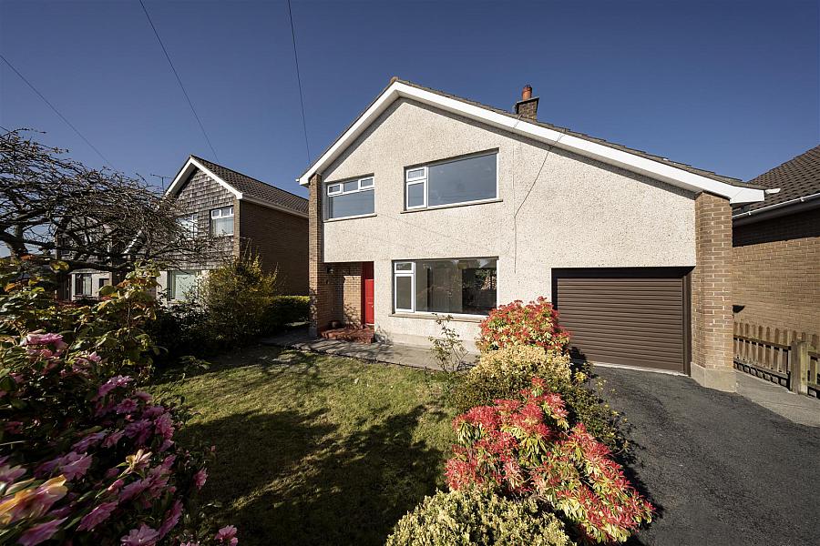 11 Moyra Crescent