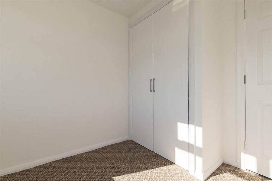 11 Moyra Crescent