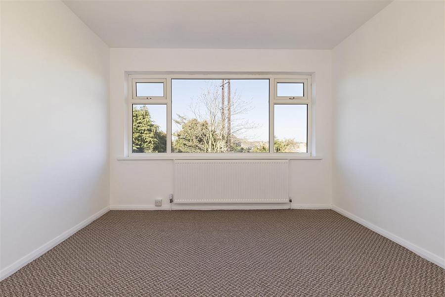 11 Moyra Crescent