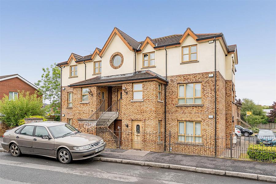68a Woodrow Gardens