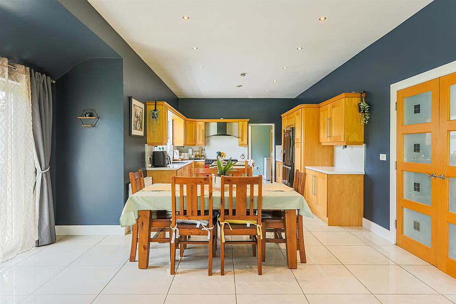 31 Annacloy Road