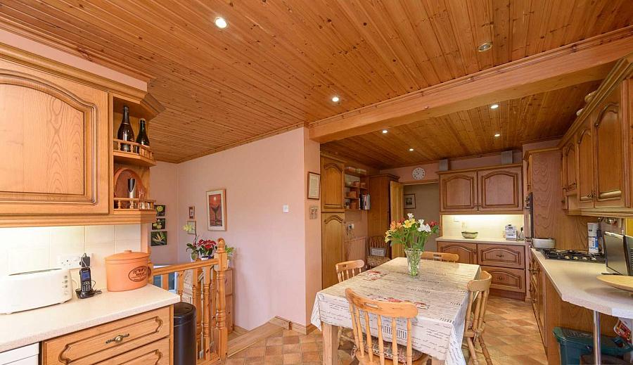 6 Annavale Drive