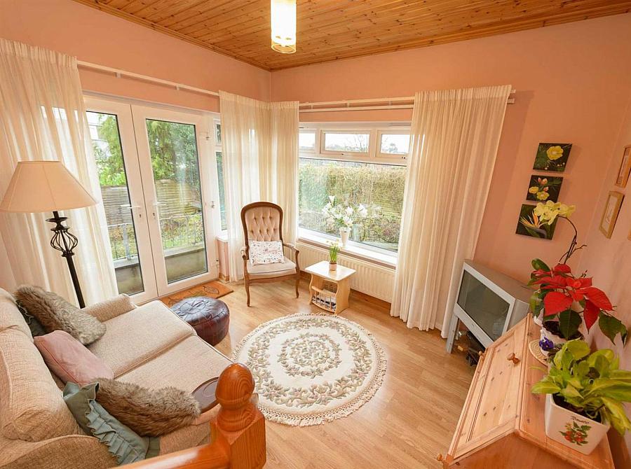 6 Annavale Drive