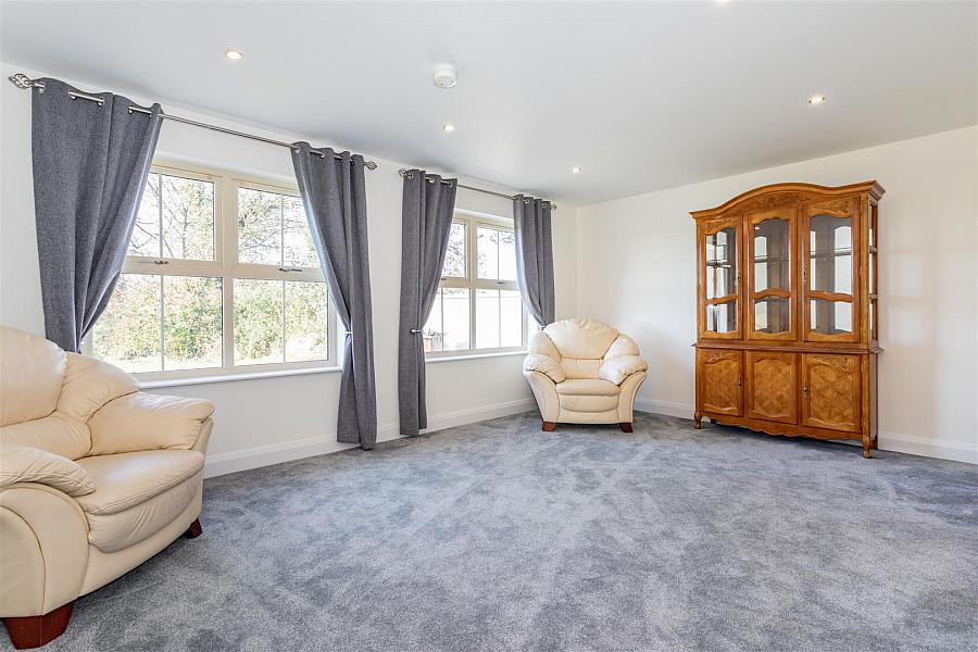 69 Carsonstown Road