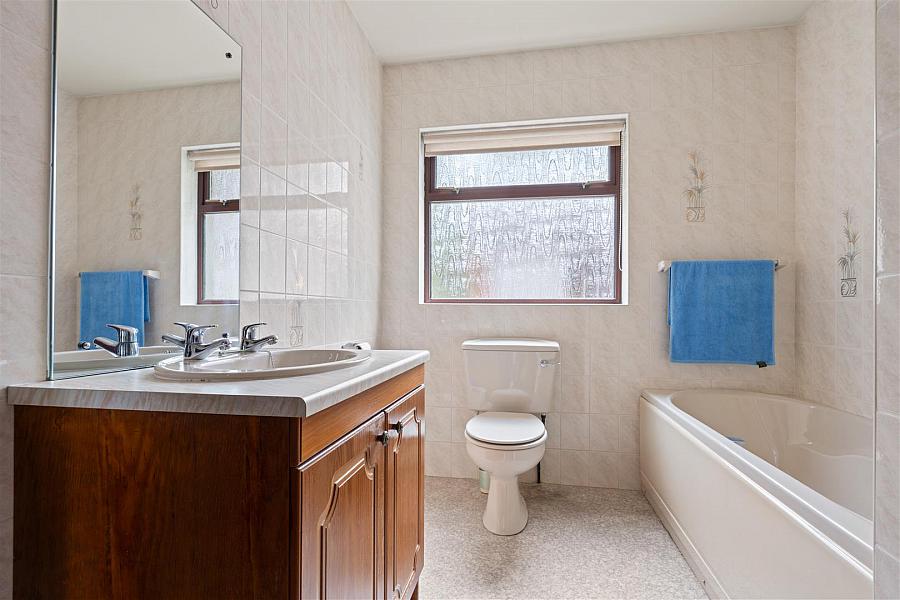 35 Chestnut Road 35 Chestnut Road